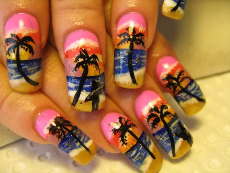 Zee op nagels (59 foto's): Manicure ontwerp voor de zomer om te ontspannen op het strand 6445_8