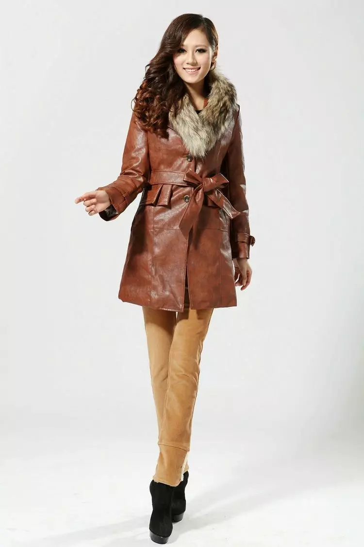 Зимски капут со крзно јака (306 фотографии): женски кожен капут, волнена, завеса, маскирана, модел 644_159