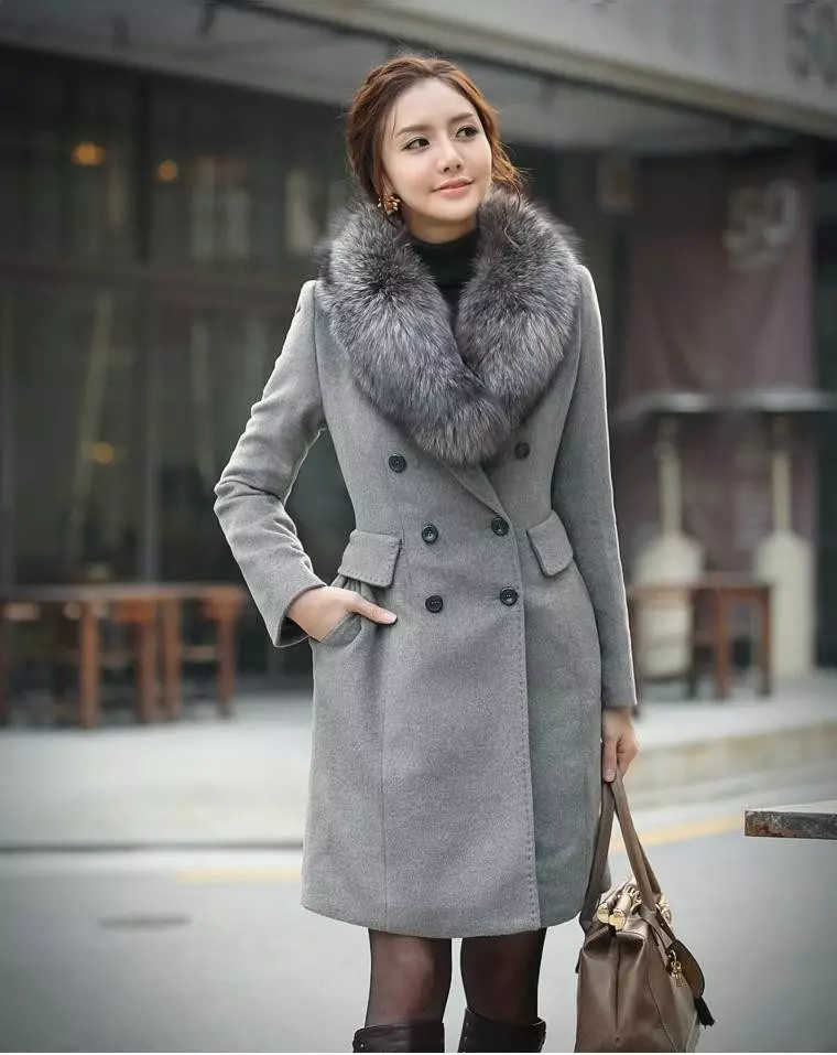 Зимски капут со крзно јака (306 фотографии): женски кожен капут, волнена, завеса, маскирана, модел 644_204