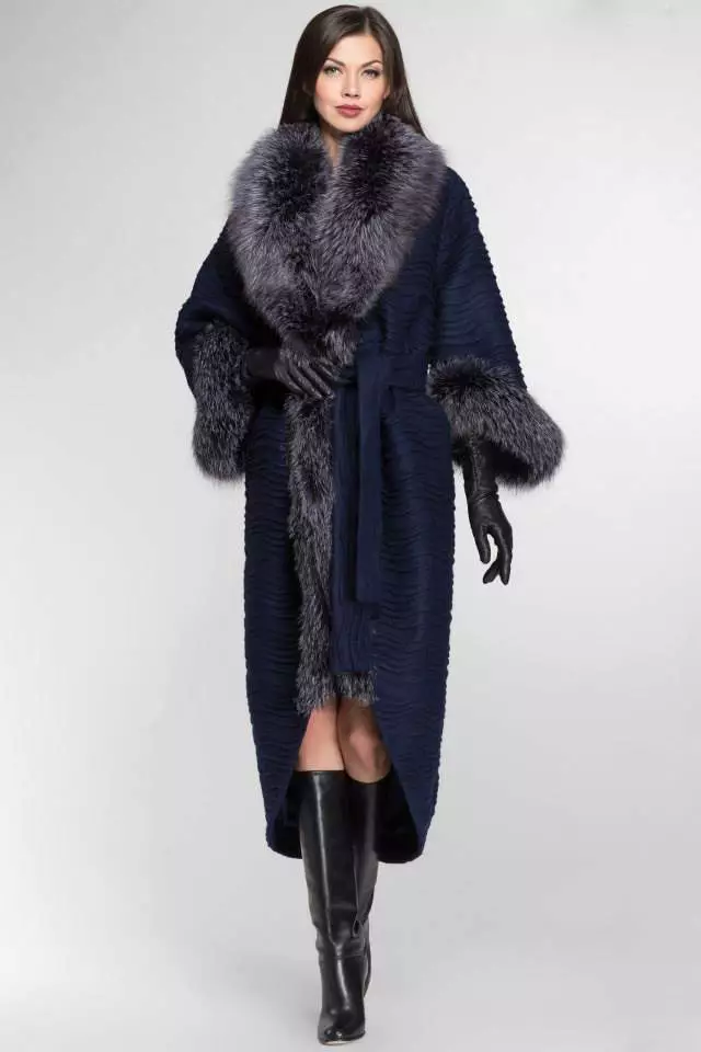 Зимски капут со крзно јака (306 фотографии): женски кожен капут, волнена, завеса, маскирана, модел 644_218