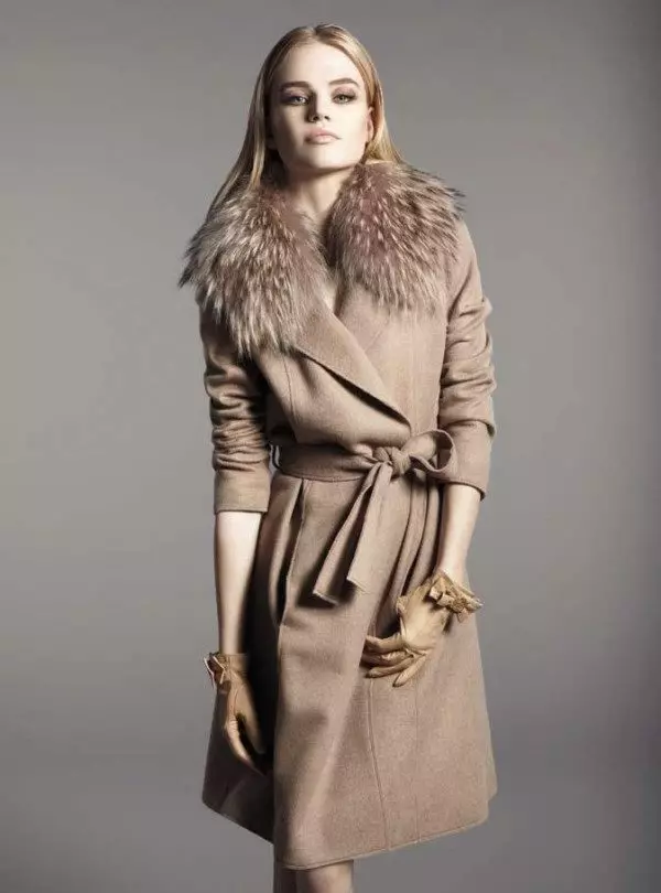Зимски капут со крзно јака (306 фотографии): женски кожен капут, волнена, завеса, маскирана, модел 644_246