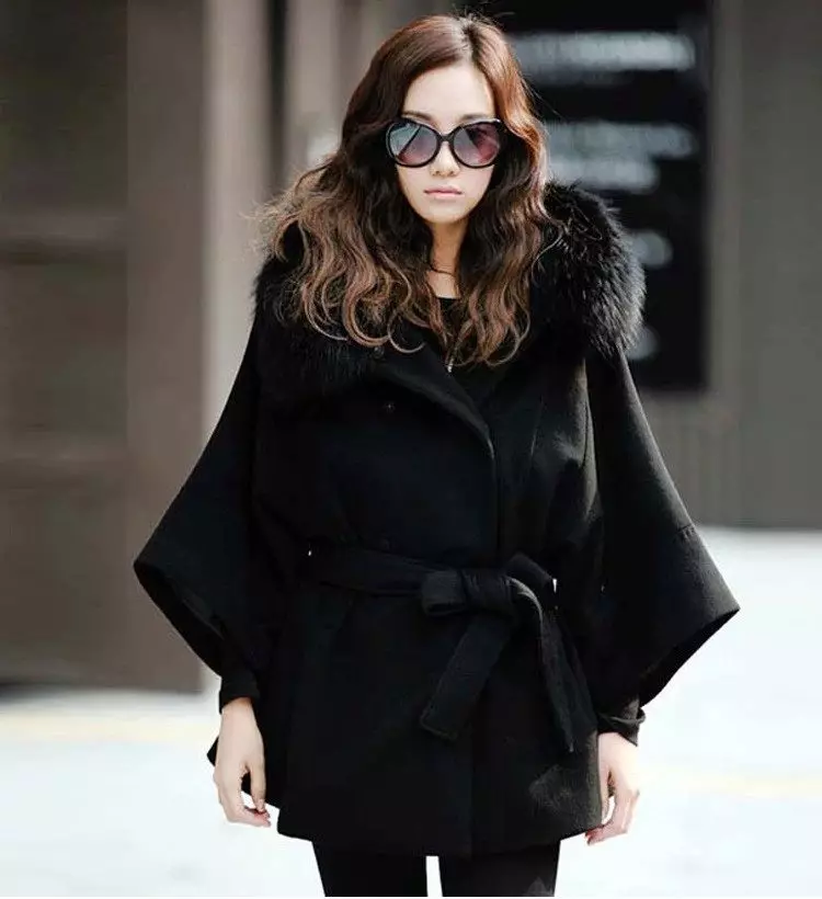 Зимски капут со крзно јака (306 фотографии): женски кожен капут, волнена, завеса, маскирана, модел 644_75