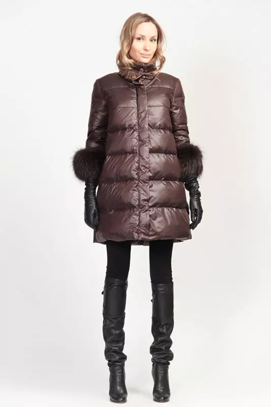 Зимски капут со крзно јака (306 фотографии): женски кожен капут, волнена, завеса, маскирана, модел 644_83