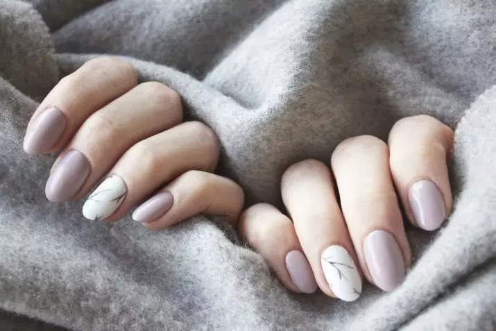 Matte Manicure (126 foto): Desain kuku matte monofonik dengan pernis, manicure musim panas yang indah dari Ombre Cherry Blossom 6471_118