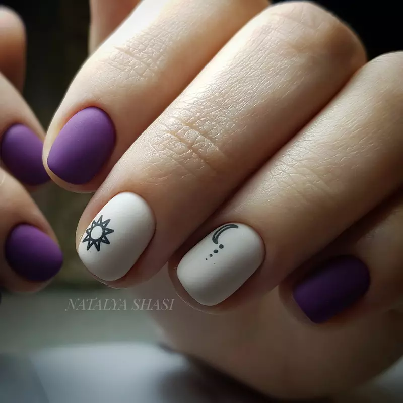 Ahịhịa Matte (26 foto): Ntinye ube monaphonic na varnish, manicure nke Ombre cherry 6471_87