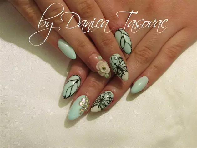 Dragonfly On The Nails (56 Wêne): Manicure Design with Rhinestone and Preging Peop 6485_52