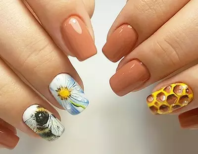 Манікюр з бджілкою (35 фото): ідеї бджолиного дизайну на нігтях 6499_3