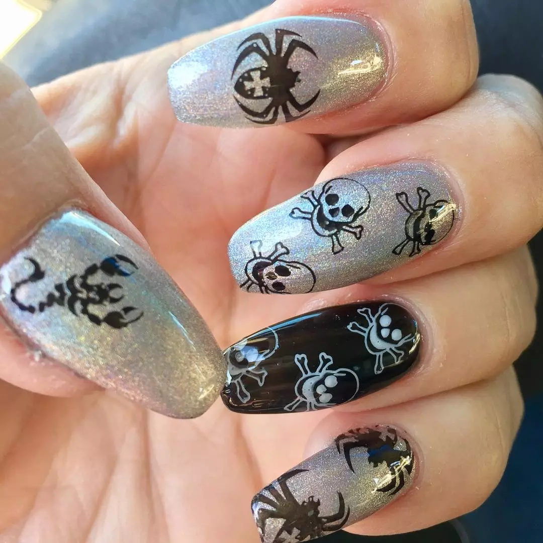 Manicure with Spider (26 foto): idee di design per unghie con il web 6505_3