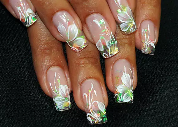 Lelies op de nagels (22 foto's): Manicure ontwerp met lelies 6507_6