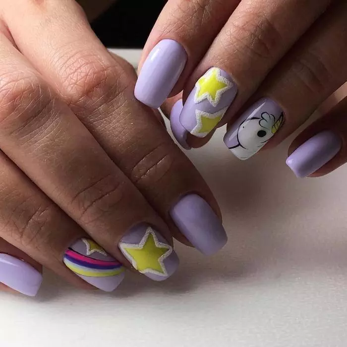 Manicure with Unicorn (32 Photos): Nail Design na may Rainbow and Unicorn in Youth Style 6516_4
