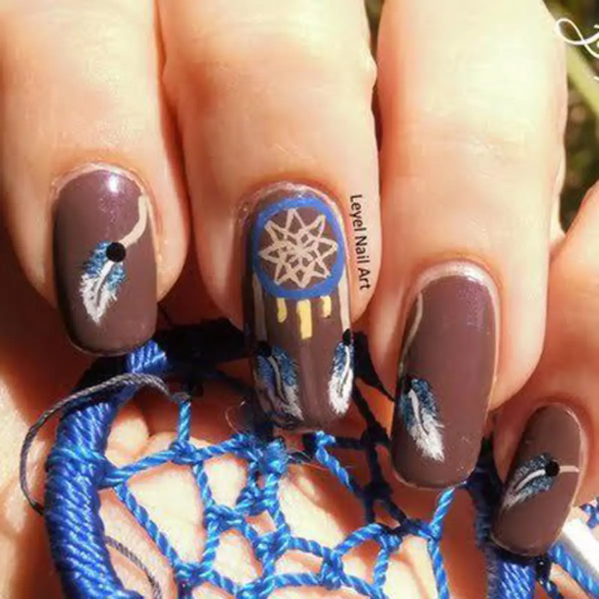 Dream Catcher su Nails (56 foto): Design manicure con disegno talismano 6530_25