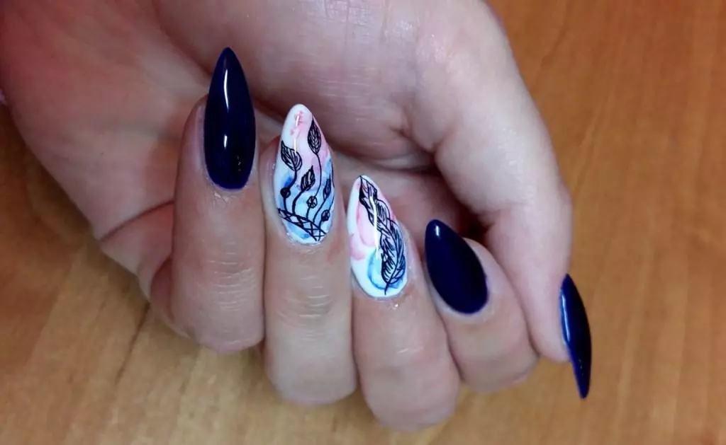 Dream Catcher su Nails (56 foto): Design manicure con disegno talismano 6530_32