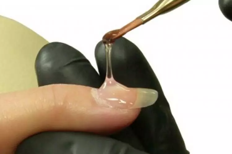 Single-Phase gel foar nagelútwreiding: Wat is it? Hoe brûke jo de middels? Stap-by-stap nagelynstruksjes foar útwreidings op foarmen 6567_20