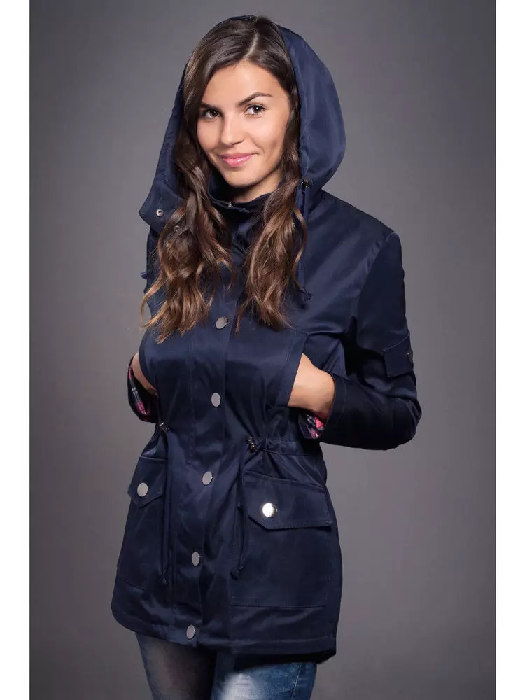 Жіночі демісезонні парки (78 фото): моделі курток-парок, з капюшоном, довгі, з кишенями 656_14