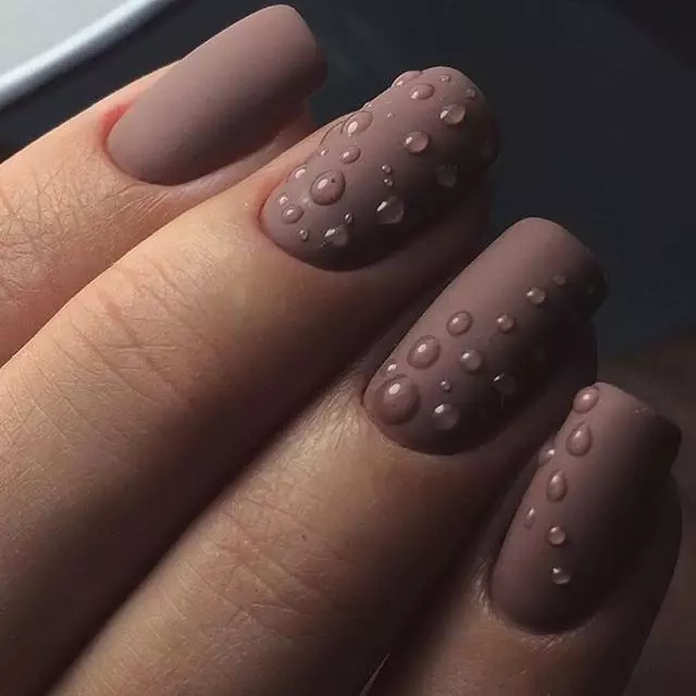 Matte extensa uñas (38 fotos): ideas de deseño de manicura 6586_19