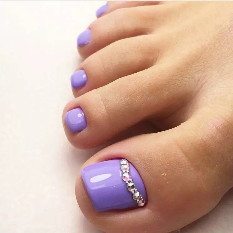 Pedicure (145 photos): novelties of the nails on the legs, choose the perfect female form like stars 6605_128