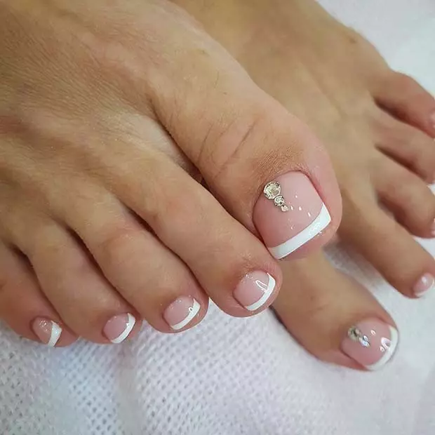 I-Pedicure French enama-Rhinestones (Izithombe ezingama-40): I-White French Nail Design Emilenzeni 6635_6