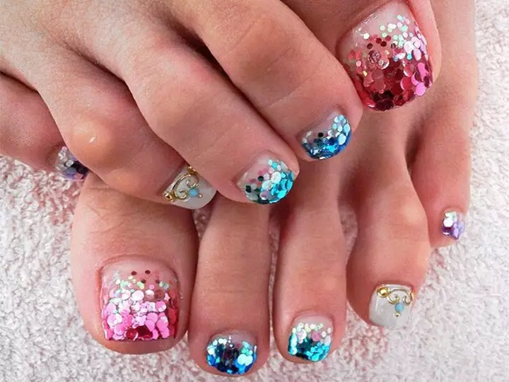 Summer Pedicure (70 photos): design for summer, beautiful options and ideas of fashionable or neutral nail decoration 6642_60