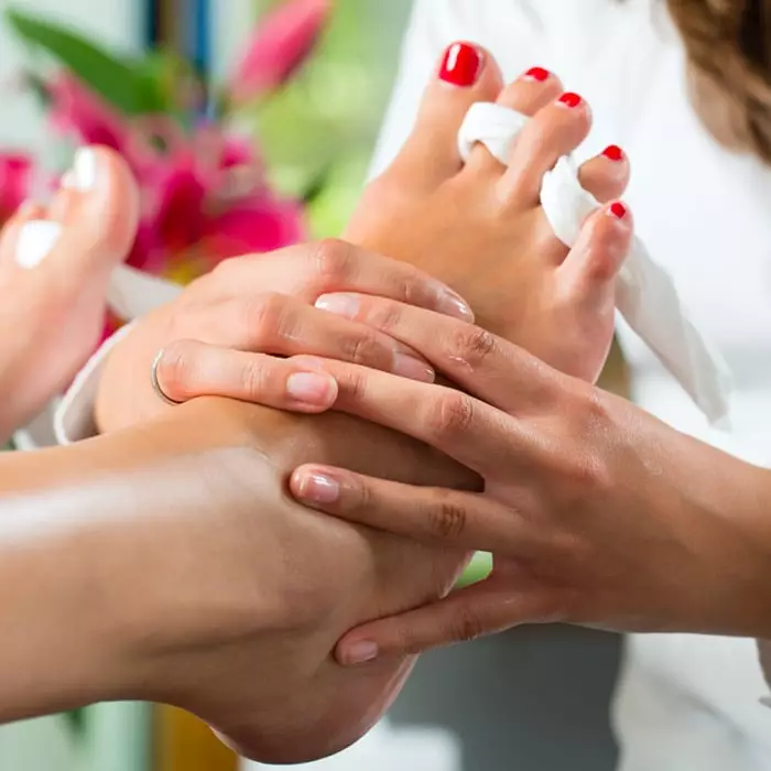 Spa-pedicure (26 billeder): Hvad er det? Trin-for-trin-teknologi og anmeldelser 6650_15