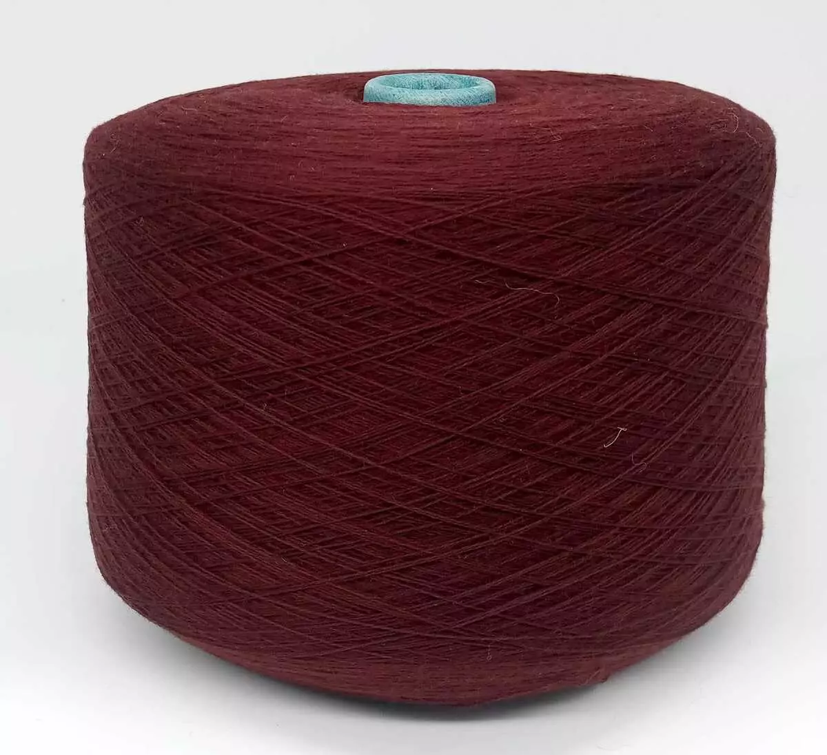 Yarn Merino: 100% aŭstralia fadeno el lano kaj kun kotono. Kio ĝi estas? Dika itala kaj alia fadeno por triki en bobenoj 6701_16