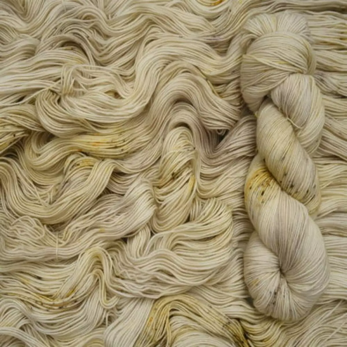 Garn Merino: 100% Australian Garn fra ull og med bomull. Hva det er? Tykt italiensk og annet garn for strikking i bobbiner 6701_9