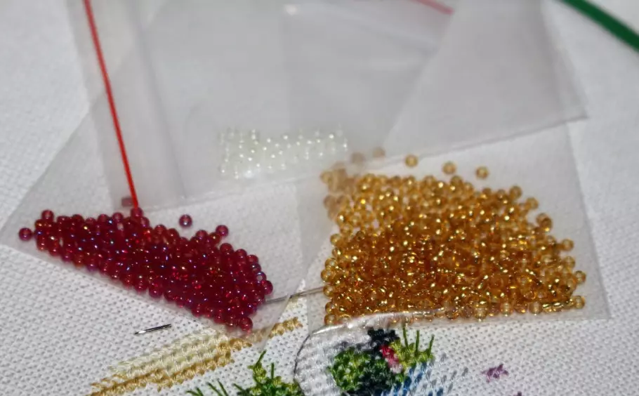 Panna Embroidery Sets: Cross-Stitch at Beads, Pillows, Brooches at iba pang mga scheme mula sa kumpanya 6710_20