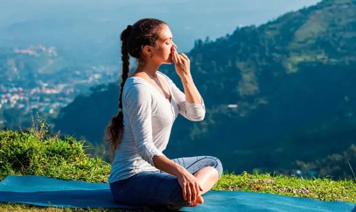 Meditacija ramybei ir pasitikėjimui: ryte ir vakare meditacijos gerina savigarbą moterims, turinčioms pasąmonę 6755_10