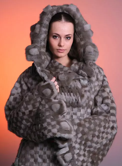 Factory Fur Coat (49 bilder): Kirov Fur Factory, Reviews 685_16