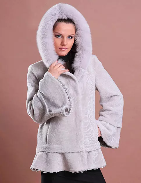 Factory Fur Coat (49 bilder): Kirov Fur Factory, Reviews 685_18
