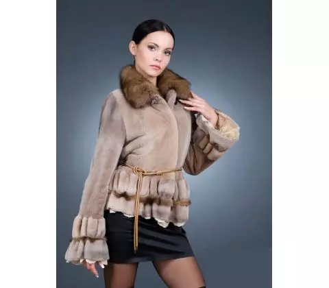 Factory Fur Coat (49 bilder): Kirov Fur Factory, Reviews 685_34