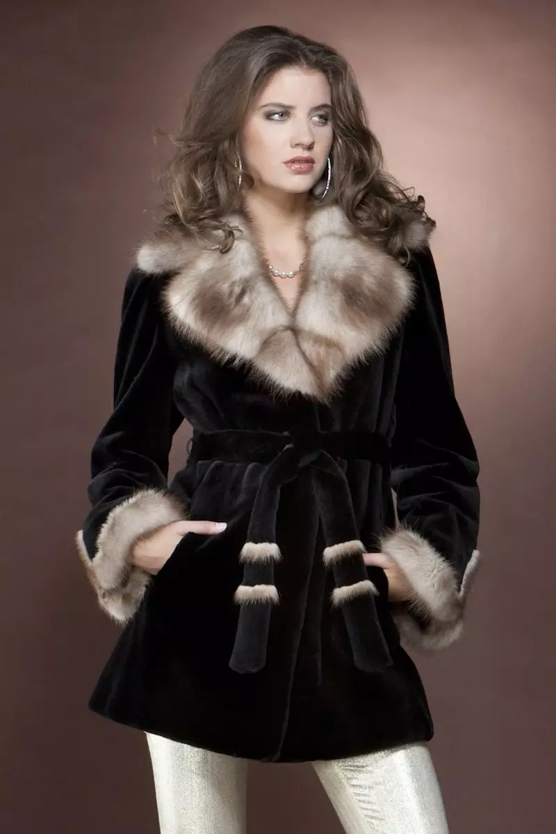 Black Fur Coat (63 sary): Colors Diamond, Long, mainty ary volo, vehivavy volom-borona avy amin'ny volom-borona mainty misy satroka, misy kiraro mena 691_47