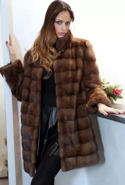 Sweet Fox Fur Sritt 34 Fotografie: Módne vzory piesočnatých priečnych kožušiny, s kapucňou 693_24