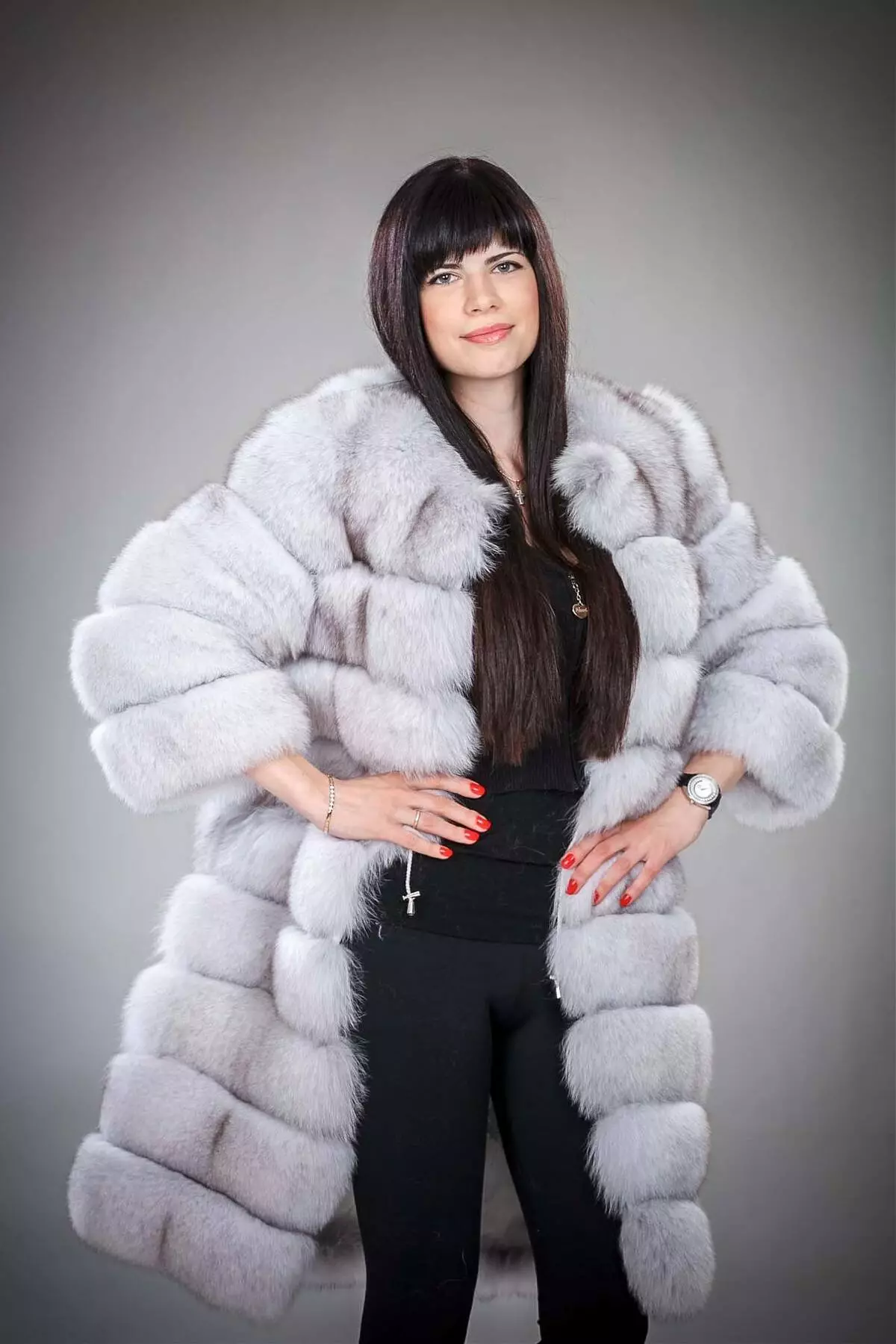 甘いフォックスの毛皮のコート34写真：サンドスレッド横の毛皮のコートのおしゃれなパターン、フード付き 693_27