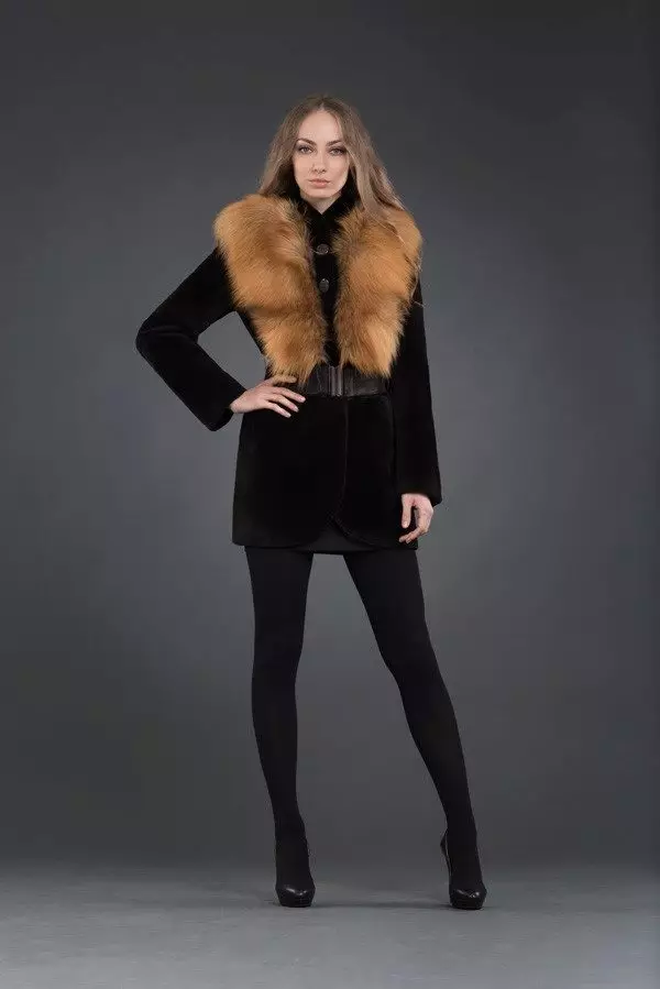 Sweeth Fur Coat (80 Bilder): Stor storlek modeller, hur man väljer en päls från Nutria, recensioner 699_10