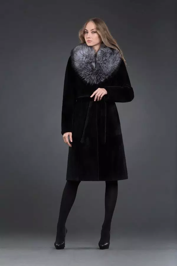 Sweething Fur Coat (80 kuvaa): Suurkokoiset mallit, miten valita turkis takki Nutria, arvostelut 699_28