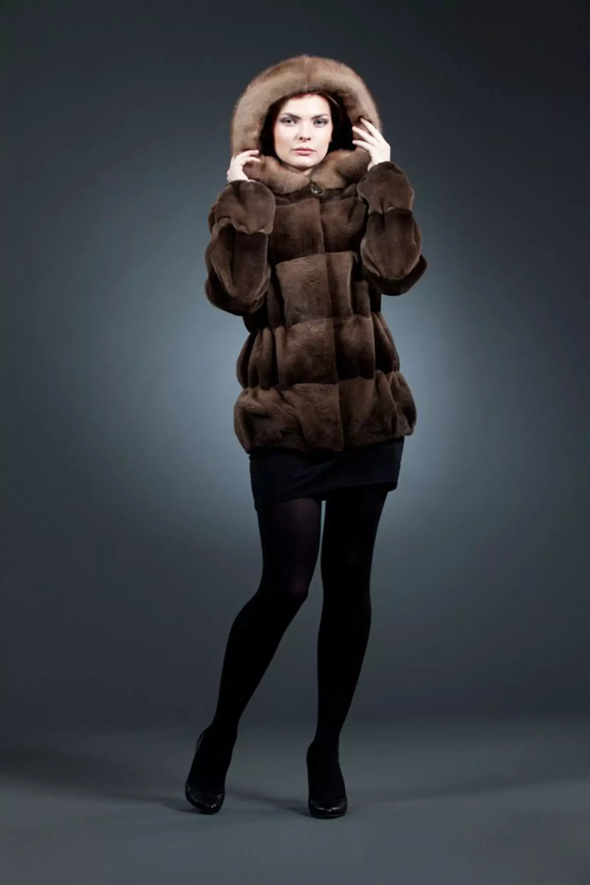 Blană de blană (80 fotografii): modele de dimensiuni mari, cum să alegeți o haină de blană de la Nutria, recenzii 699_50