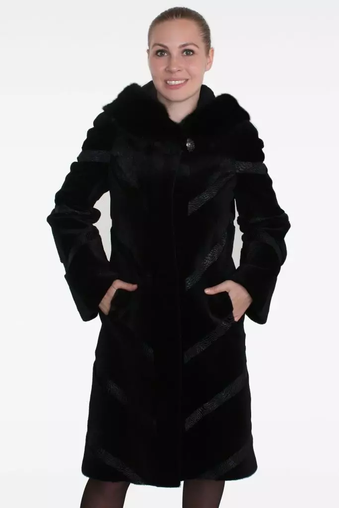 Sweething Fur Coat (80 kuvaa): Suurkokoiset mallit, miten valita turkis takki Nutria, arvostelut 699_62