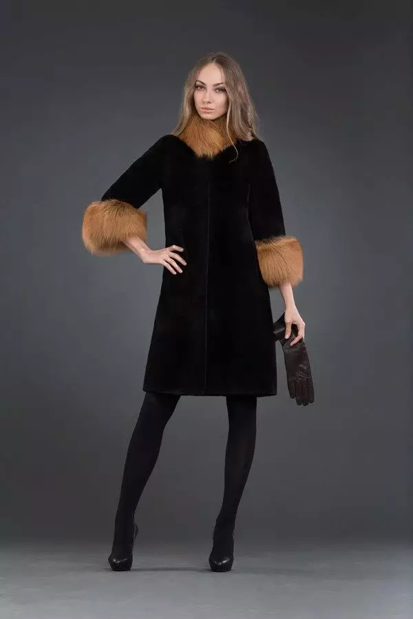 Sweething Fur Coat (80 사진) : 대형 모델, Nutria에서 모피 코트를 선택하는 방법, 리뷰 699_65