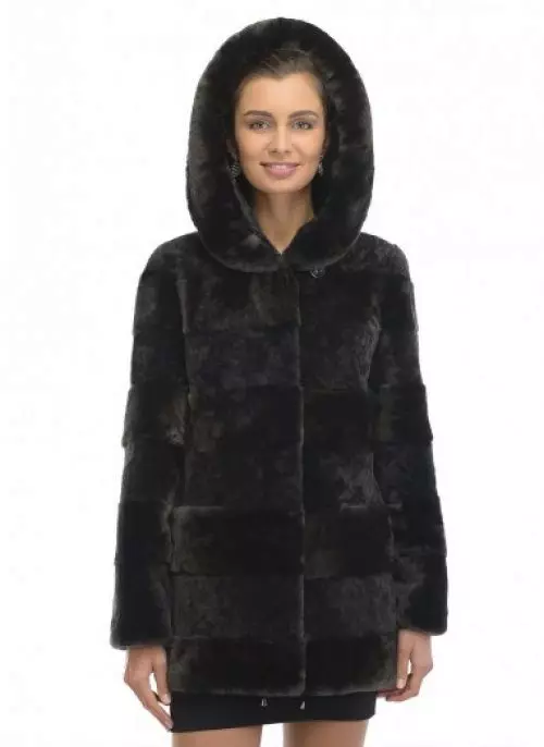 Coats de pel de Kalyaev (88 fotos): Coats Fur Coats Kalyaev Factory, comentarios 702_10