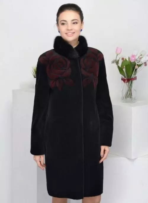 Kalyaev Fur Coats (88 Billeder): Fur Coats Kalyaev Factory, Anmeldelser 702_31