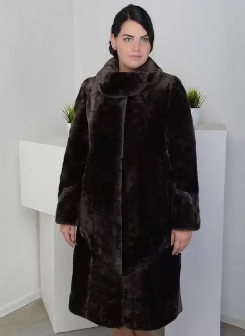 Kalyaev fur coats (88 photos): Fur coats Kalyaev factory, reviews 702_51