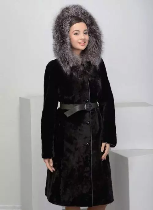 Kalyaev Fur Coats (88 Billeder): Fur Coats Kalyaev Factory, Anmeldelser 702_68