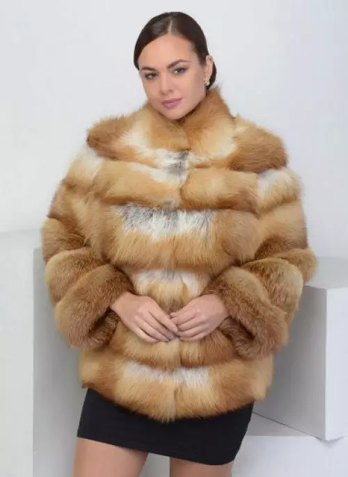 Kalyaev Fur Coats (88 foto): Cappotti di pelliccia Kalyaev Factory, Recensioni 702_75
