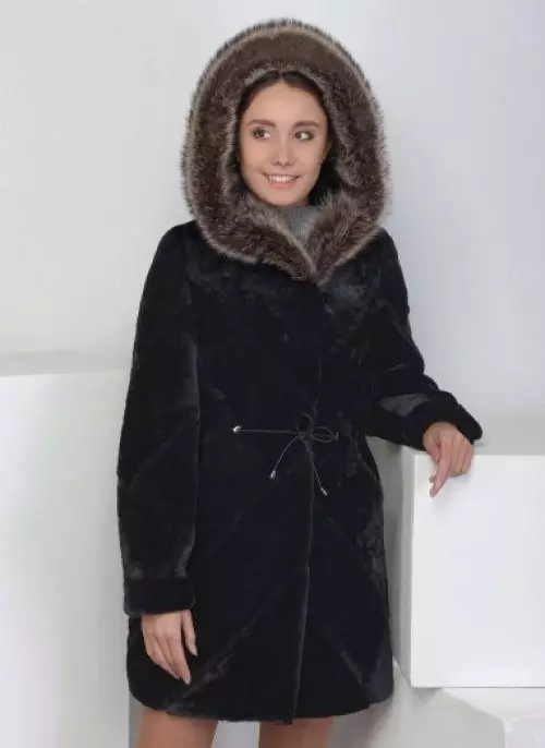 Kalyaev karusnahast mantlid (88 fotot): Fur Coats Kalyaev Factory, ülevaateid 702_79