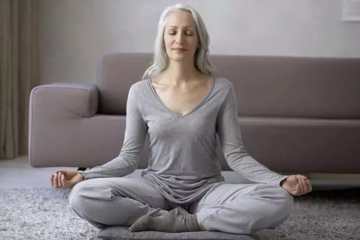 Meditació per a principiants: Com aprendre a meditar correctament? On iniciar un nouvingut? Descripció de la tecnologia, les lliçons de ioga i la meditació fàcil 7057_26