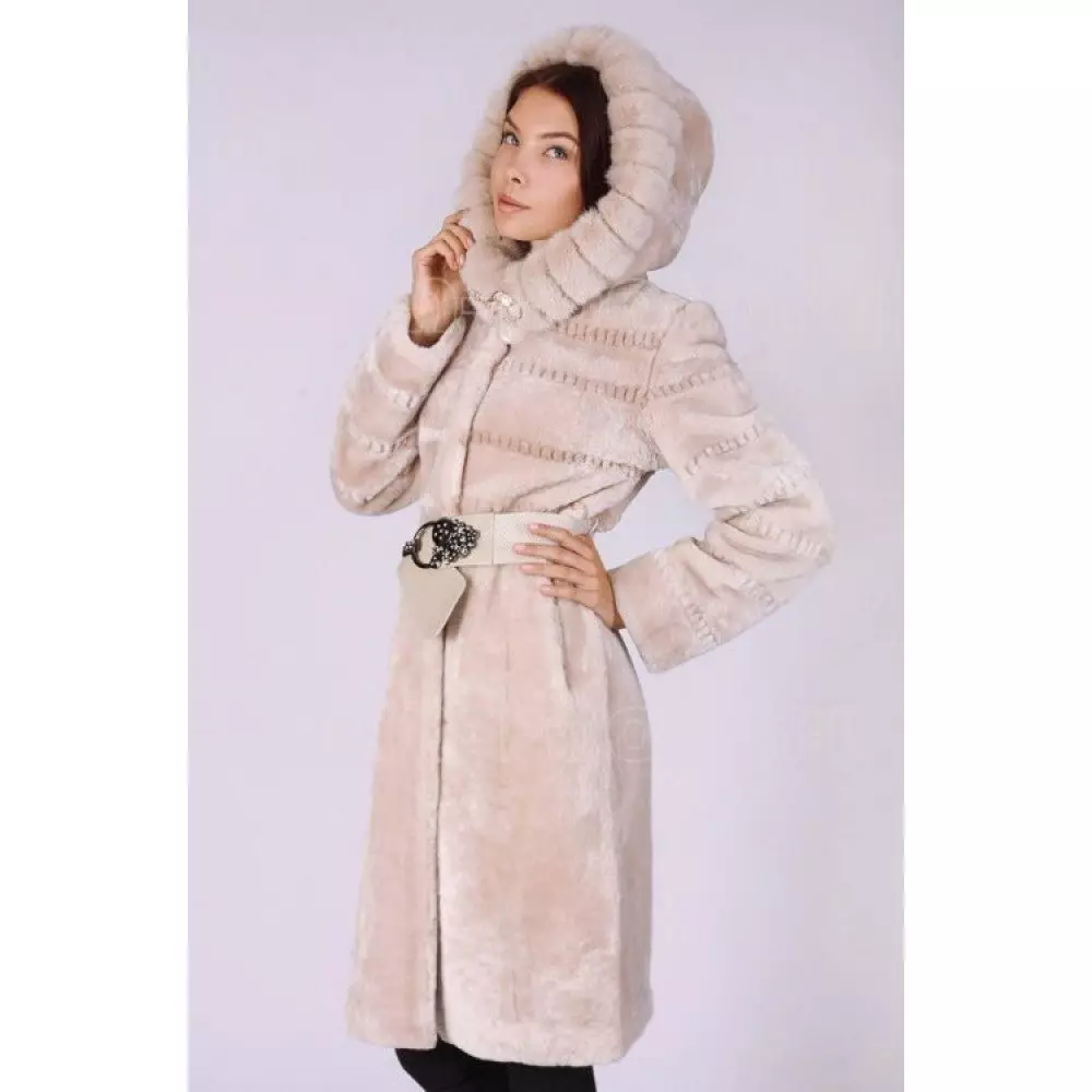 Muton Fur Coat with Mink Finish (51 լուսանկար). Muton մոդելներ Mink Collar- ի հետ 708_19
