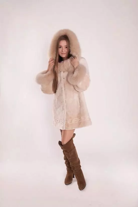 Muton Fur Coat ერთად Mink Finish (51 ფოტო): Muton მოდელები ერთად Mink საყელო 708_21