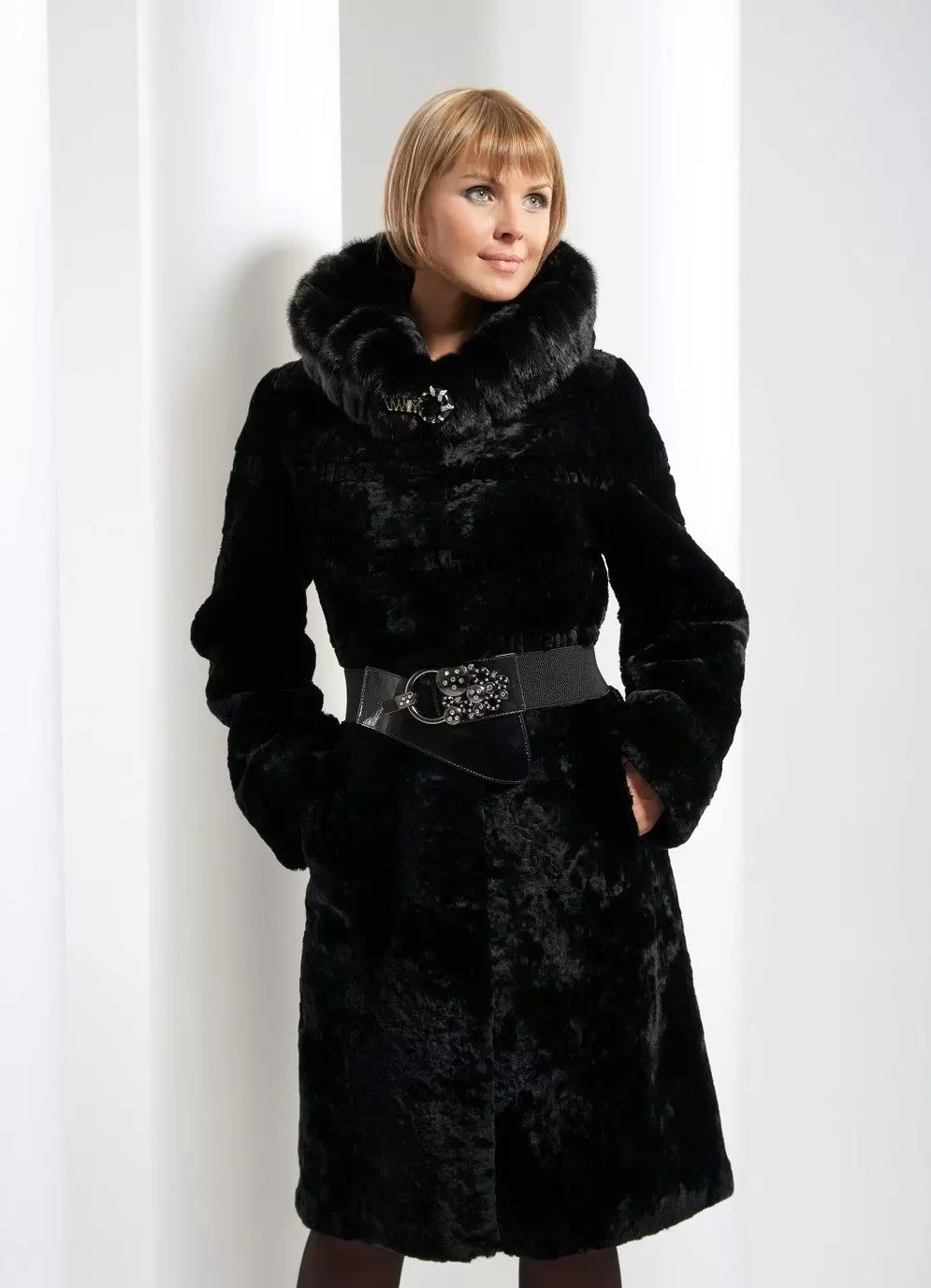 Mutoni Fur Fur Coat ine Mink Kupedzisa (51 photos): muton mhando nejk collar 708_27