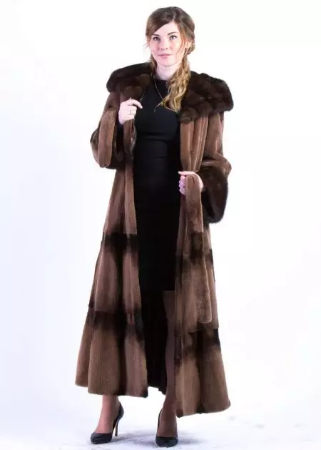 Ferreck Fur Coat (54 Foto): Model Sleeve Fur-Sleeve, dengan Ferret, Kajian Coat Cherish 716_19