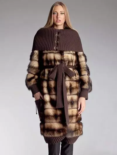 Ferreck fur coat (54 mga larawan): Strike fur-sleeved na mga modelo, na may ferret, cherish na mga review ng amerikana 716_21